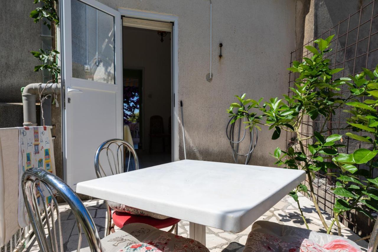 Apartments With A Parking Space Sumpetar, Omis - 9436 Εξωτερικό φωτογραφία